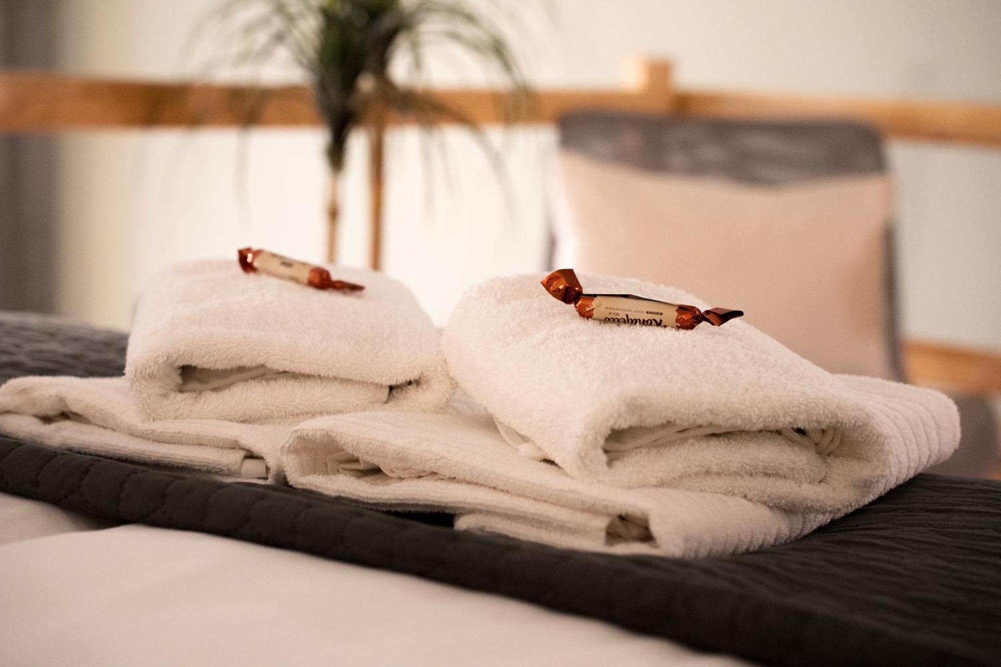 La Bella - Entire Apartment Near Gozsdu Udvar Budapest Ngoại thất bức ảnh